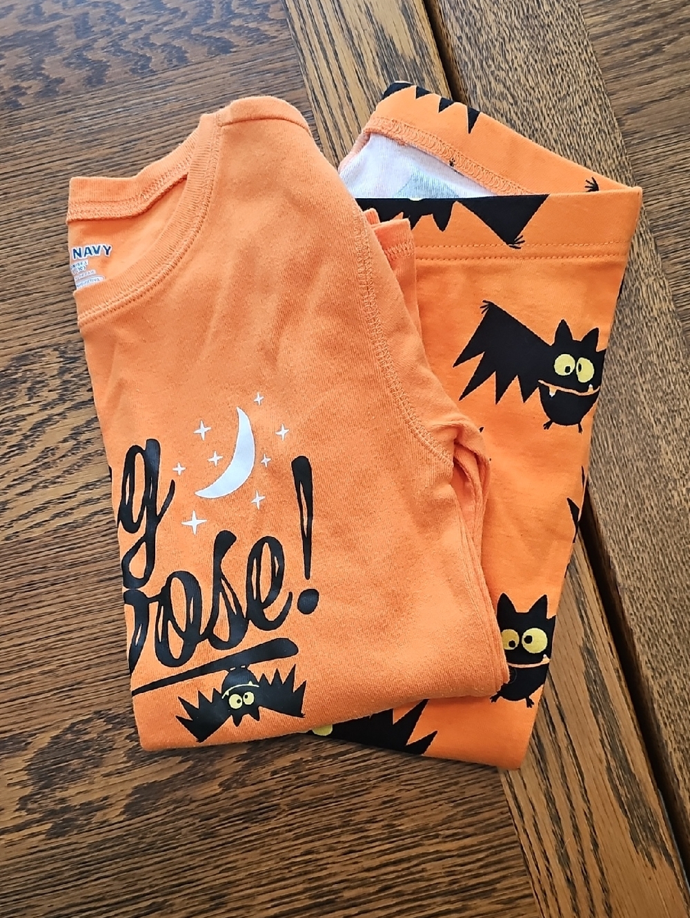 Old Navy Orange Long-Sleeve/Pants Pajama Set 🦇